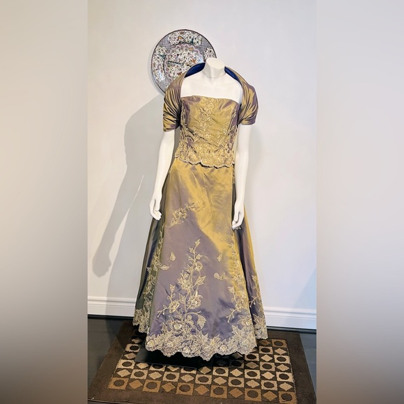 Gorgeous evening gown. Mother of the bride dress - Picture 7 of 10